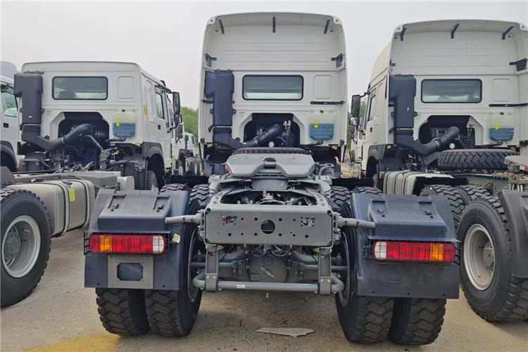 Sinotruk Used Howo Truck 400HP Tractor 6x4 Price for Sale In Tanzania - Vilcējs: foto 2 Sinotruk Used Howo Truck 400HP Tractor 6x4 Price for Sale In Tanzania - Vilcējs: foto 2