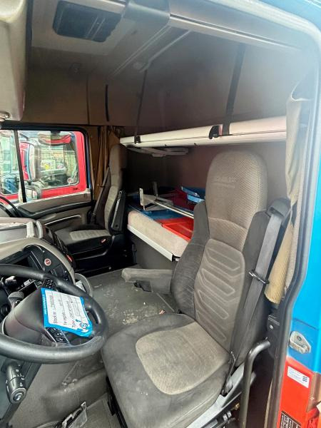 DAF DAF XF105-410 Bleue - Kabīne - Kravas automašīna: foto 4 DAF DAF XF105-410 Bleue - Kabīne - Kravas automašīna: foto 4