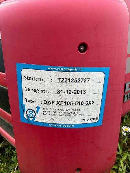 DAF XF105-510 Rouge Grenat - Kabīne - Kravas automašīna: foto 2 DAF XF105-510 Rouge Grenat - Kabīne - Kravas automašīna: foto 2