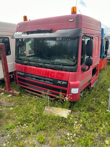 DAF XF105-510 Rouge Grenat - Kabīne - Kravas automašīna: foto 1 DAF XF105-510 Rouge Grenat - Kabīne - Kravas automašīna: foto 1