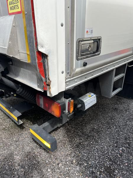MAN TGS 18.360 - Kravas automašīna ar slēgto virsbūvi: foto 5 MAN TGS 18.360 - Kravas automašīna ar slēgto virsbūvi: foto 5