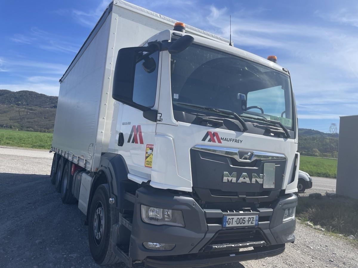 MAN TGS 35.480 - Kravas automašīna ar tentu: foto 1 MAN TGS 35.480 - Kravas automašīna ar tentu: foto 1