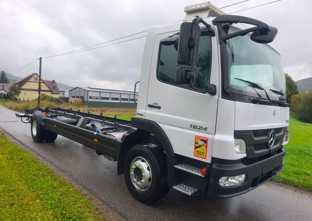 Mercedes-Benz Atego 1624 rama do zabudowy - Šasija kravas automašīna: foto 2 Mercedes-Benz Atego 1624 rama do zabudowy - Šasija kravas automašīna: foto 2