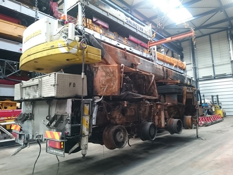 Liebherr LTM 1060-2 for parts - Autoceltnis: foto 1 Liebherr LTM 1060-2 for parts - Autoceltnis: foto 1