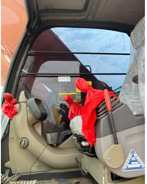 Kāpurķēžu ekskavators 2021 Hitachi ZX240-3: foto 15