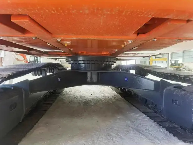 Kāpurķēžu ekskavators 2022 Doosan DX225: foto 7