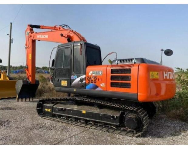 2022 Hitachi EX200 - Kāpurķēžu ekskavators: foto 1 2022 Hitachi EX200 - Kāpurķēžu ekskavators: foto 1