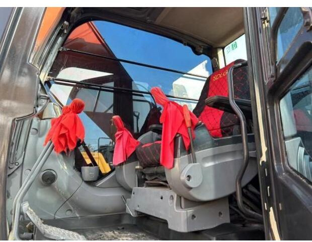 2022 Hitachi ZX200-3 - Kāpurķēžu ekskavators: foto 5 2022 Hitachi ZX200-3 - Kāpurķēžu ekskavators: foto 5