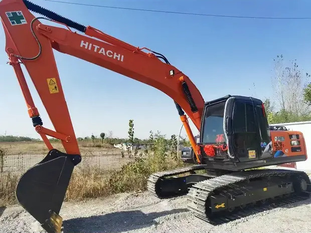 2022 Hitachi ZX200 - Kāpurķēžu ekskavators: foto 1 2022 Hitachi ZX200 - Kāpurķēžu ekskavators: foto 1