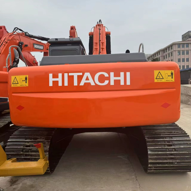2022 Hitachi ZX250 - Kāpurķēžu ekskavators: foto 5 2022 Hitachi ZX250 - Kāpurķēžu ekskavators: foto 5