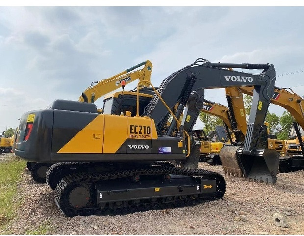 2022 Volvo EC210D - Kāpurķēžu ekskavators: foto 2 2022 Volvo EC210D - Kāpurķēžu ekskavators: foto 2