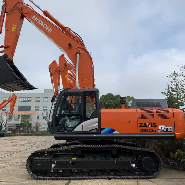 2023 Hitachi ZX360 - Kāpurķēžu ekskavators: foto 1 2023 Hitachi ZX360 - Kāpurķēžu ekskavators: foto 1