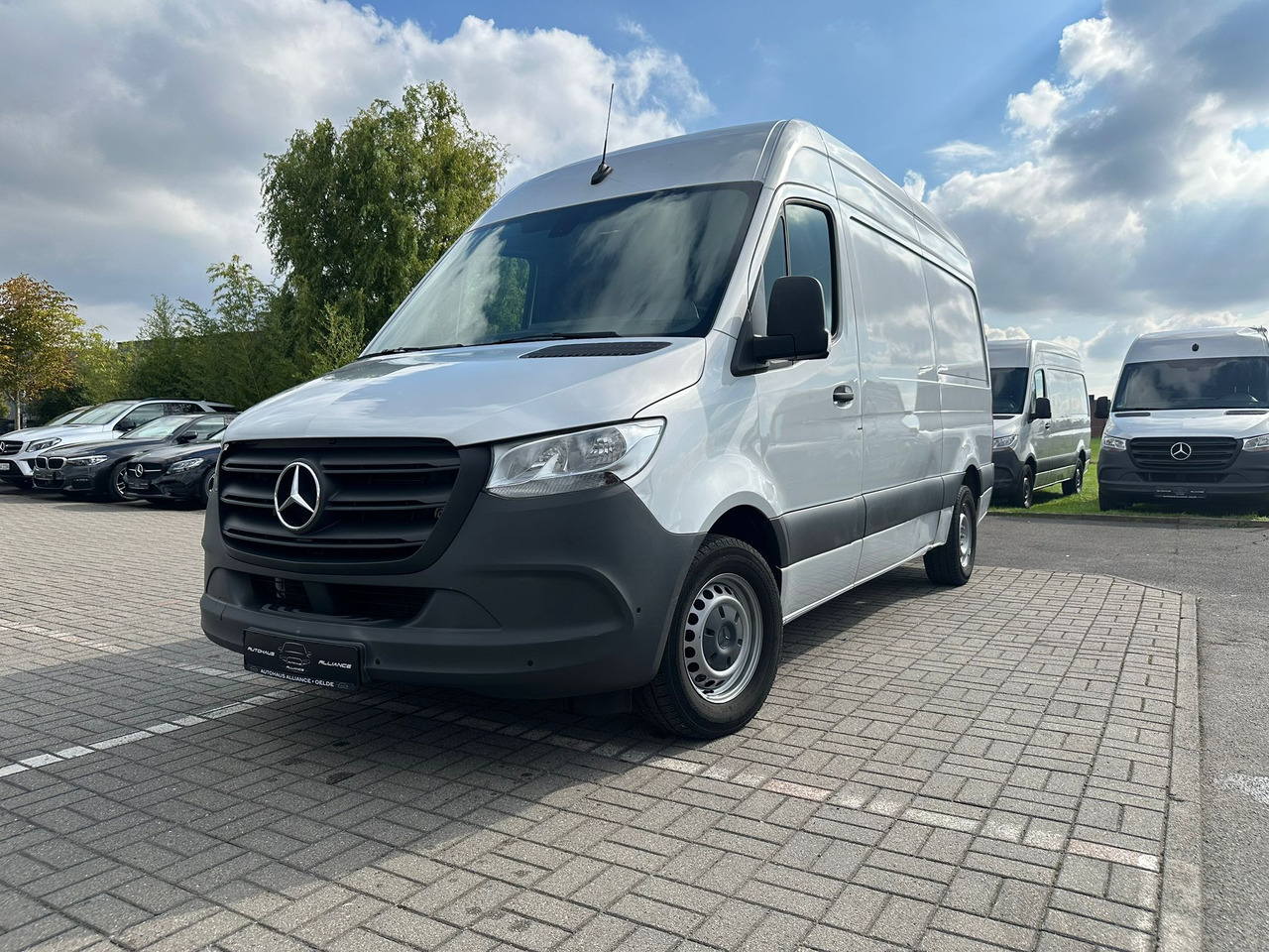 MERCEDES-BENZ Sprinter - Kravas mikroautobuss: foto 1 MERCEDES-BENZ Sprinter - Kravas mikroautobuss: foto 1