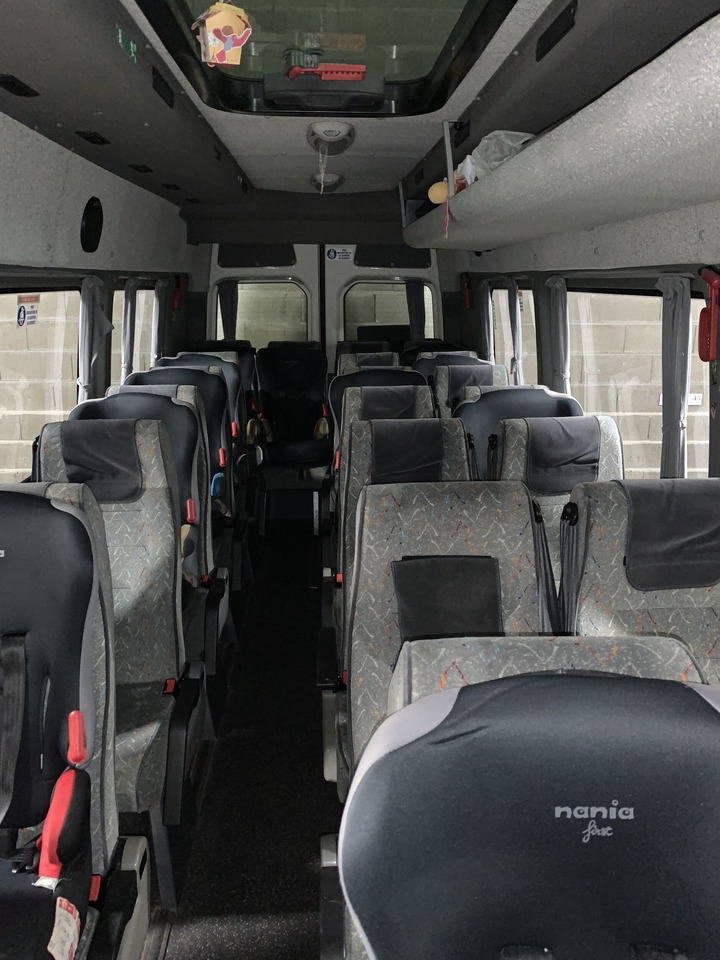 CRAFTER car 23 places - Mikroautobuss, Pasažieru furgons: foto 4 CRAFTER car 23 places - Mikroautobuss, Pasažieru furgons: foto 4