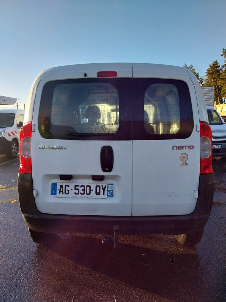 Citroën Nemo GPL. Contrôle technique défavorable pour défaillances majeures. Fuite excessive de liquide. VEHICULE VENDU EN L'ETAT, AUCUNE GARANTIE (il peut y avoir des problèmes mécanique non connus). - Vieglā automašīna: foto 3 Citroën Nemo GPL. Contrôle technique défavorable pour défaillances majeures. Fuite excessive de liquide. VEHICULE VENDU EN L'ETAT, AUCUNE GARANTIE (il peut y avoir des problèmes mécanique non connus). - Vieglā automašīna: foto 3