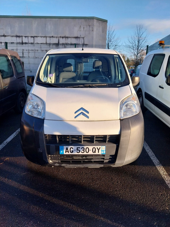 Citroën Nemo GPL. Contrôle technique défavorable pour défaillances majeures. Fuite excessive de liquide. VEHICULE VENDU EN L'ETAT, AUCUNE GARANTIE (il peut y avoir des problèmes mécanique non connus). - Vieglā automašīna: foto 1 Citroën Nemo GPL. Contrôle technique défavorable pour défaillances majeures. Fuite excessive de liquide. VEHICULE VENDU EN L'ETAT, AUCUNE GARANTIE (il peut y avoir des problèmes mécanique non connus). - Vieglā automašīna: foto 1
