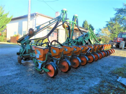 Amazone ED 602 CLASSIC - Precīzās izsējas sējmašīna: foto 2 Amazone ED 602 CLASSIC - Precīzās izsējas sējmašīna: foto 2