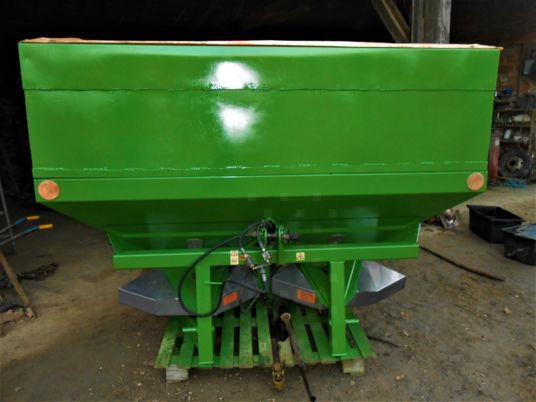 Amazone ZAM COMPACT - Minerālmēslu izkliedētājs: foto 1 Amazone ZAM COMPACT - Minerālmēslu izkliedētājs: foto 1