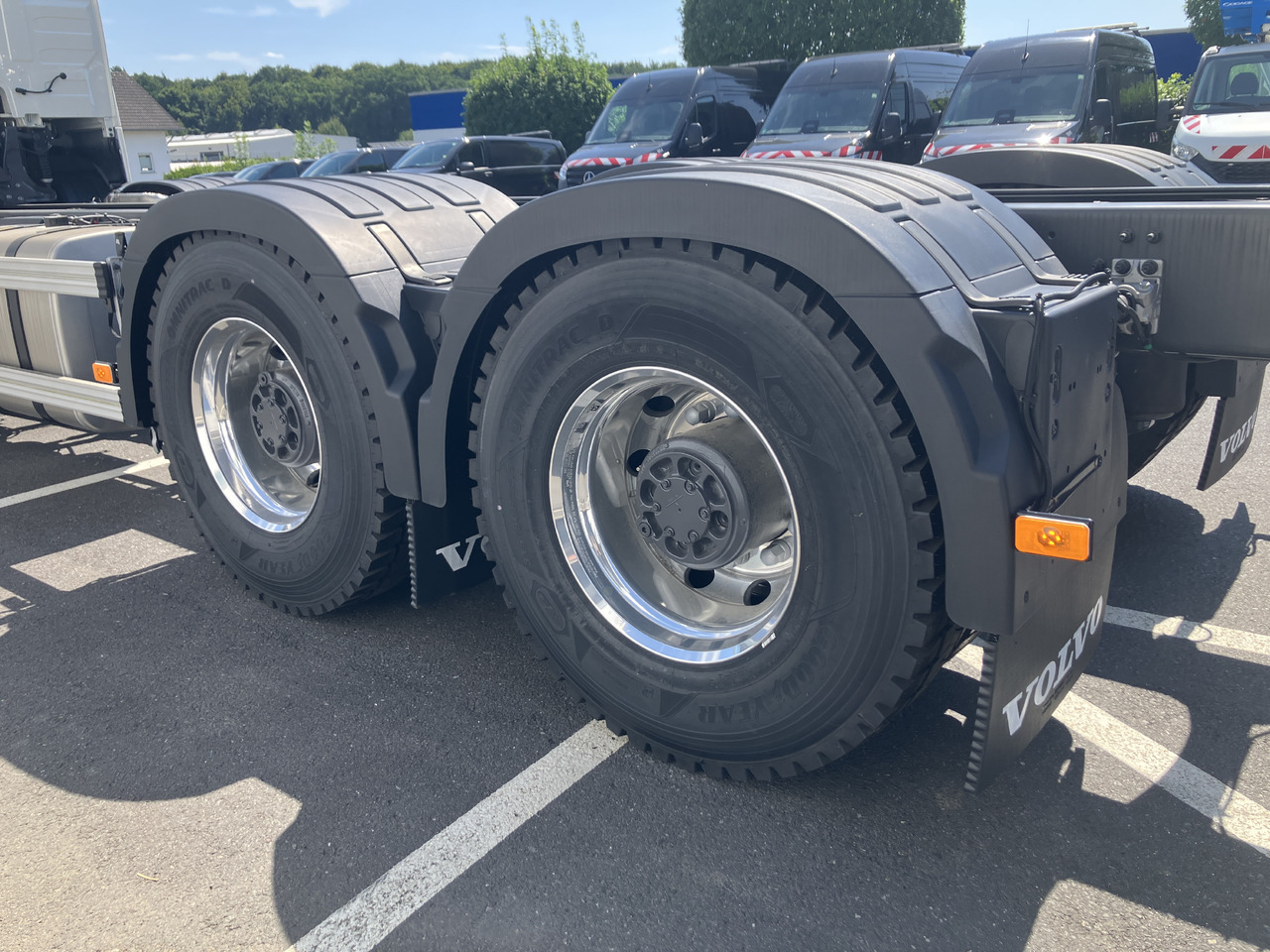 Jaunā Šasija kravas automašīna VOLVO FH16 750 8x4 Chassis: foto 10