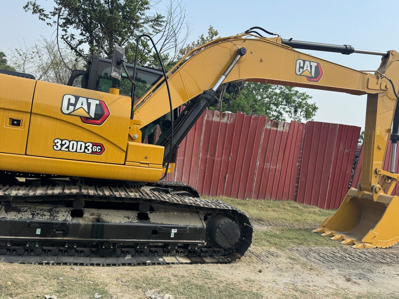 CATERPILLAR 323GC - Kāpurķēžu ekskavators: foto 4 CATERPILLAR 323GC - Kāpurķēžu ekskavators: foto 4
