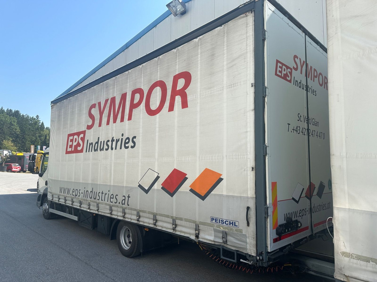 DAF LF 250 Schalter 120m° TÜV - Kravas automašīna ar tentu: foto 4 DAF LF 250 Schalter 120m° TÜV - Kravas automašīna ar tentu: foto 4