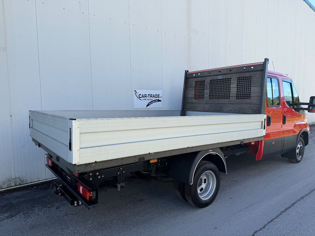 Iveco Daily 35C180 3,0D Doka AHK - Automašīna ar kravas platformu, Kravas-pasažieru furgons: foto 3 Iveco Daily 35C180 3,0D Doka AHK - Automašīna ar kravas platformu, Kravas-pasažieru furgons: foto 3