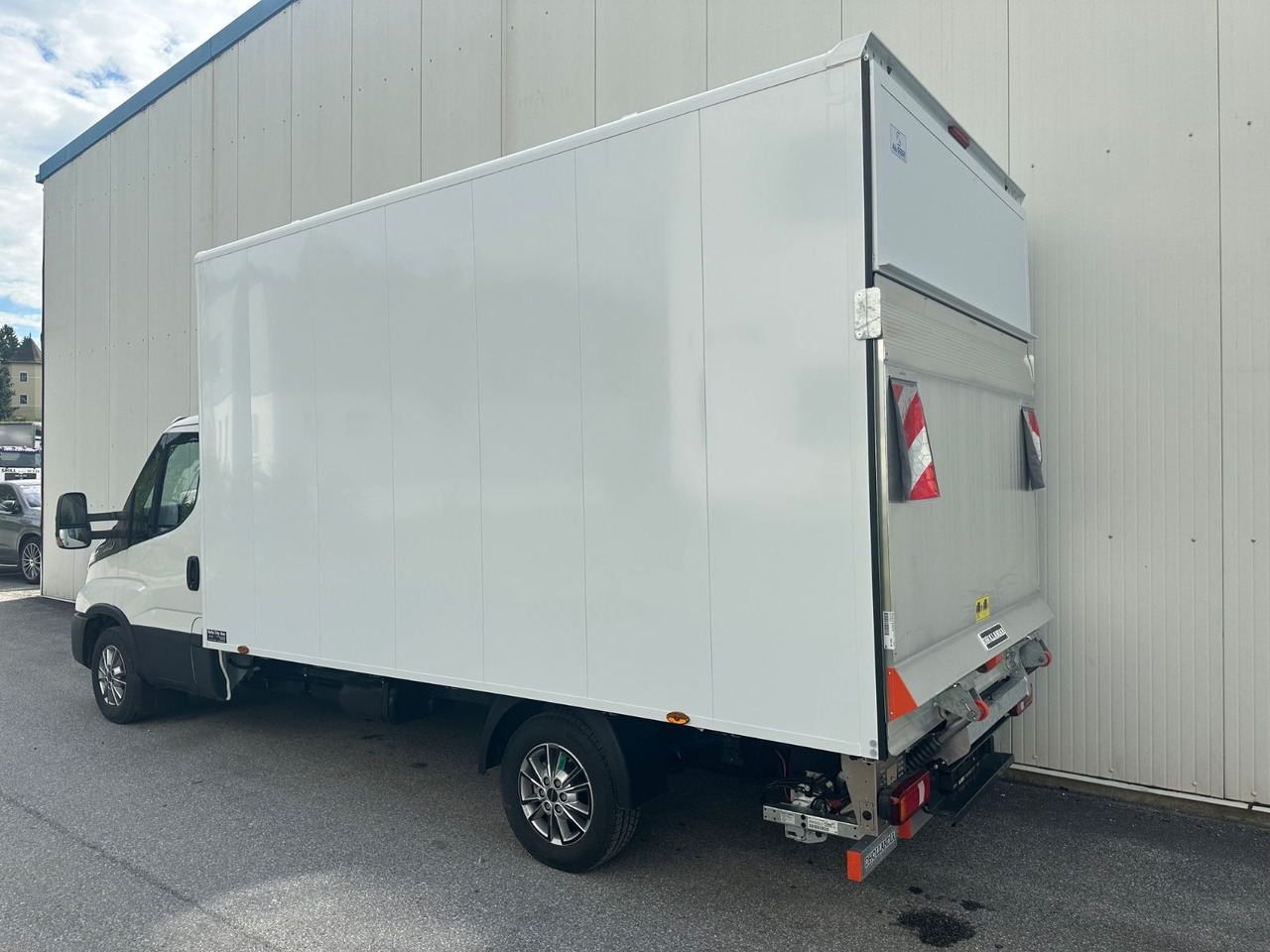 Iveco Daily 35S14 8g HiMatic LBW Mod 2025 - Furgons ar slēgtā virsbūve: foto 3 Iveco Daily 35S14 8g HiMatic LBW Mod 2025 - Furgons ar slēgtā virsbūve: foto 3