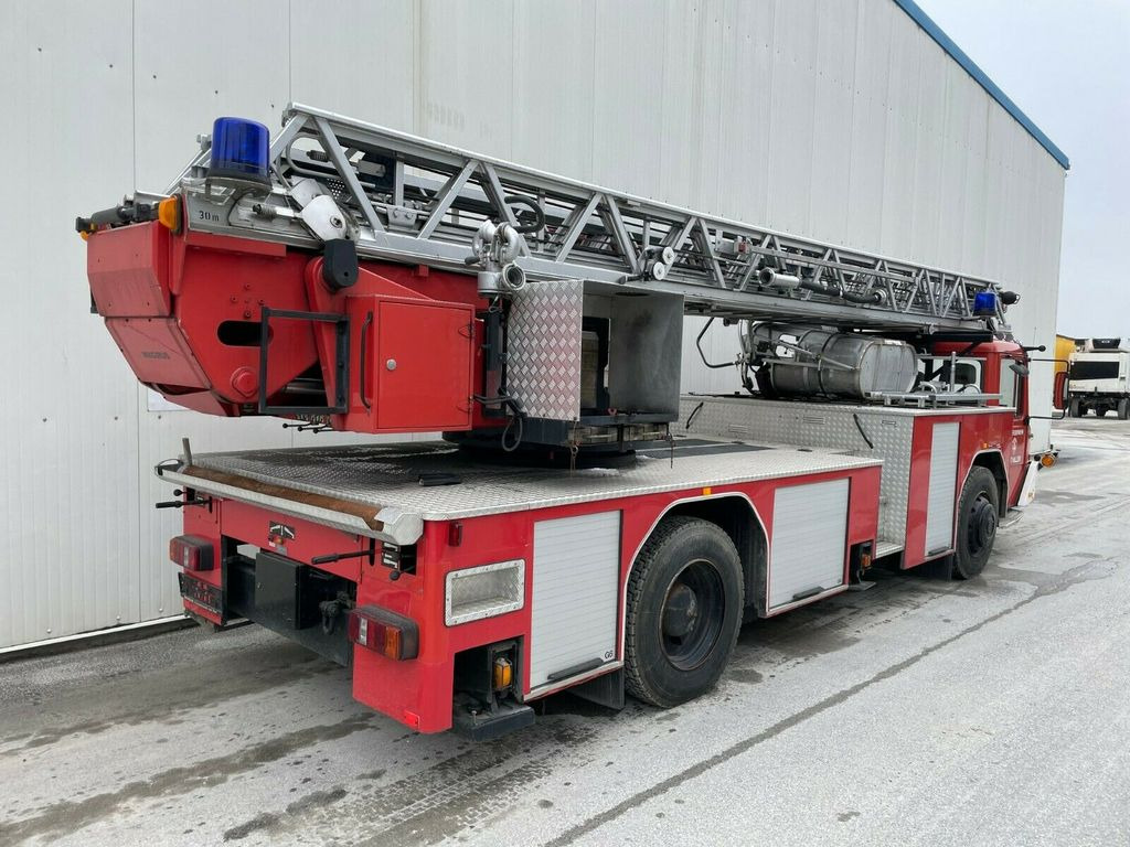 Iveco Magirus 120.25 Drehleiter 30m mit Korb! - Ugunsdzēsēju mašīna: foto 4 Iveco Magirus 120.25 Drehleiter 30m mit Korb! - Ugunsdzēsēju mašīna: foto 4