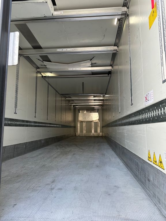 Krone SD 27 Thermoking Spectrum Multitemp Pharma Safe - Puspiekabe refrižerators: foto 5 Krone SD 27 Thermoking Spectrum Multitemp Pharma Safe - Puspiekabe refrižerators: foto 5