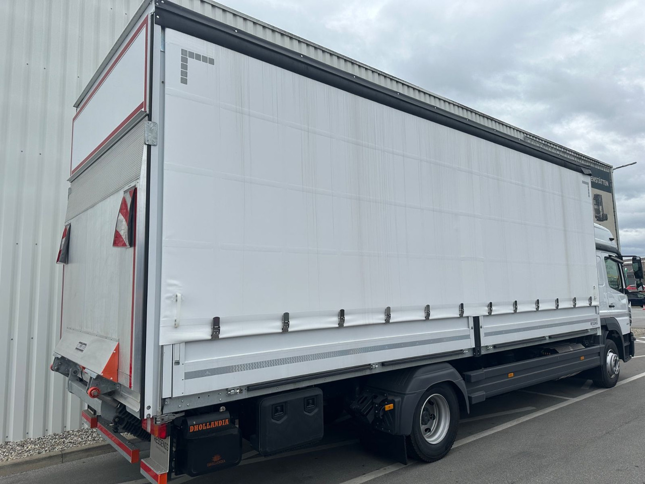 Mercedes-Benz Atego 1524 BigSpace LBW Navi/Kamera Mercedes-Benz Atego 1524 BigSpace LBW Navi/Kamera - Kravas automašīna ar tentu: foto 3 Mercedes-Benz Atego 1524 BigSpace LBW Navi/Kamera Mercedes-Benz Atego 1524 BigSpace LBW Navi/Kamera - Kravas automašīna ar tentu: foto 3
