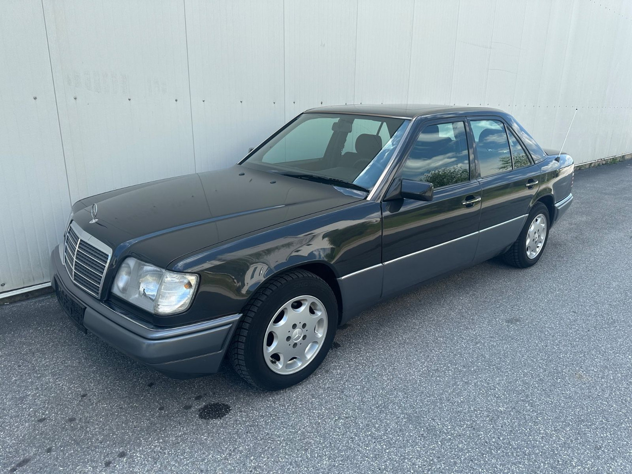 Mercedes-Benz E 250 DIESEL - Sedans: foto 1 Mercedes-Benz E 250 DIESEL - Sedans: foto 1