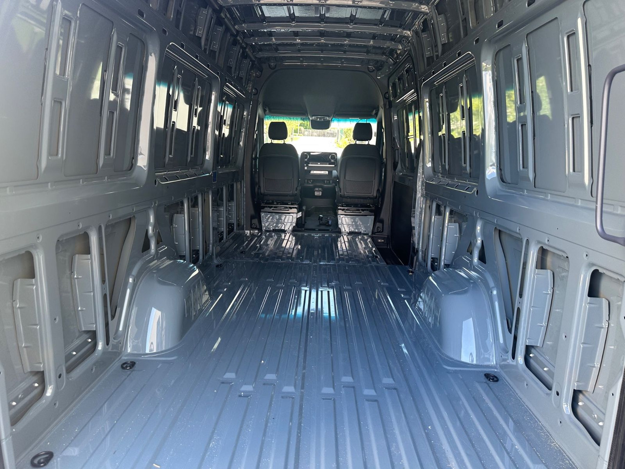 Mercedes-Benz Sprinter 317 cdi - Auto kemperis: foto 5 Mercedes-Benz Sprinter 317 cdi - Auto kemperis: foto 5