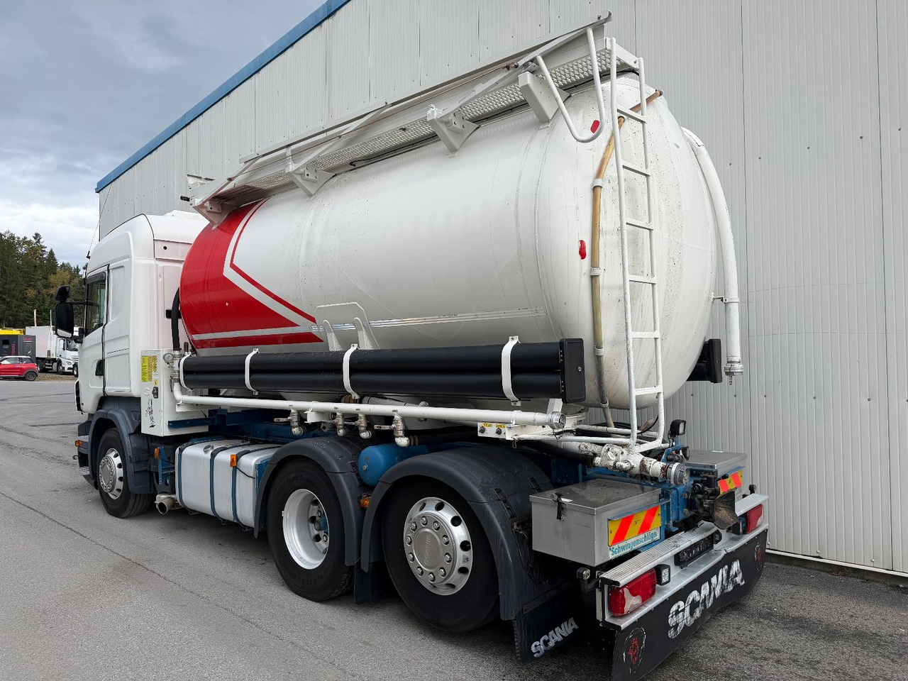 Scania R 480 Opticruise Highline Retarder PTO Standklim - Asenizācijas mašīna: foto 3 Scania R 480 Opticruise Highline Retarder PTO Standklim - Asenizācijas mašīna: foto 3