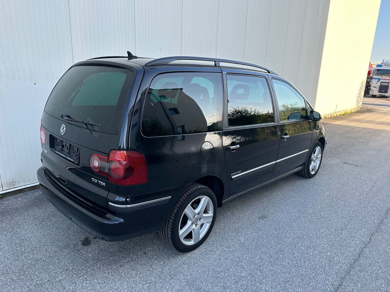 Volkswagen Sharan 2.0TDI Comfortline - Pasažieru furgons: foto 3 Volkswagen Sharan 2.0TDI Comfortline - Pasažieru furgons: foto 3