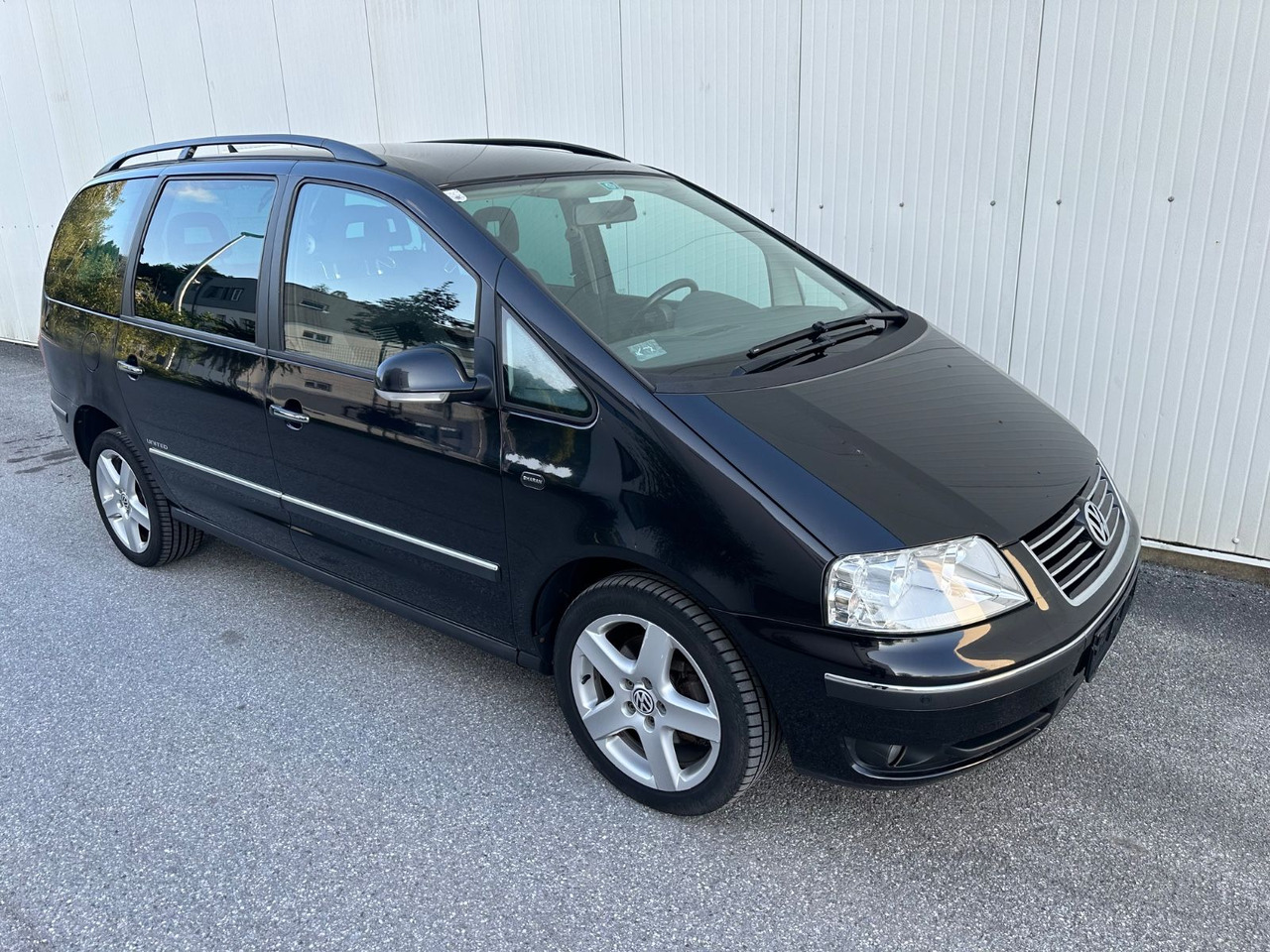 Volkswagen Sharan 2.0TDI Comfortline - Pasažieru furgons: foto 2 Volkswagen Sharan 2.0TDI Comfortline - Pasažieru furgons: foto 2