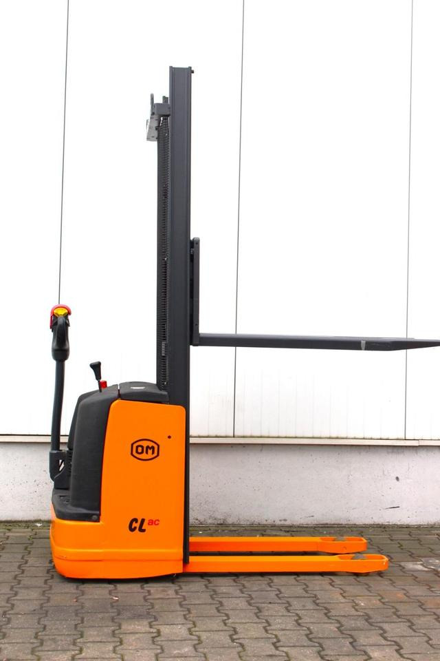 OM CL10,5ac - Batterie NEU - Krautņotājs: foto 4 OM CL10,5ac - Batterie NEU - Krautņotājs: foto 4