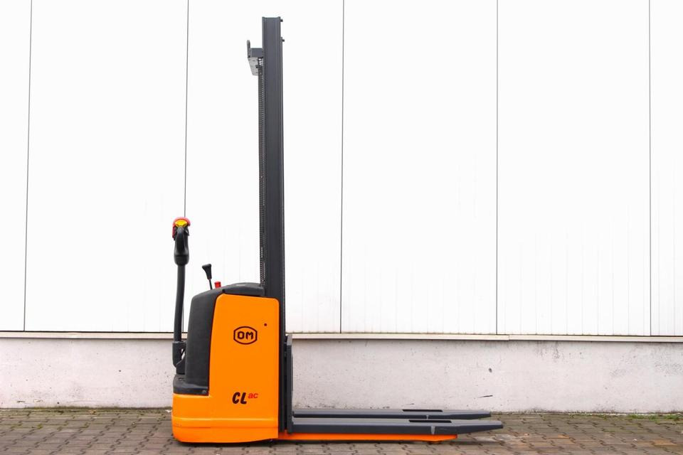 OM CL10,5ac - Batterie NEU - Krautņotājs: foto 2 OM CL10,5ac - Batterie NEU - Krautņotājs: foto 2