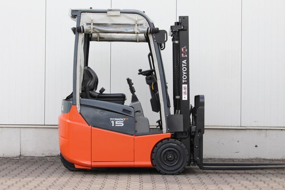 TOYOTA 7FBEST15 Zinkenverstellung - Elektroiekrāvējs: foto 5 TOYOTA 7FBEST15 Zinkenverstellung - Elektroiekrāvējs: foto 5