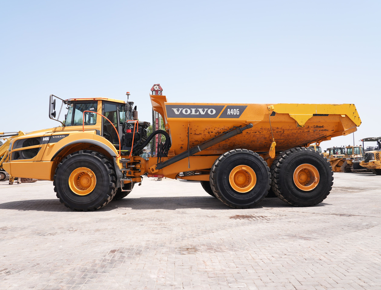 VOLVO A40G - Artikulētias pašizgāzējs: foto 5 VOLVO A40G - Artikulētias pašizgāzējs: foto 5