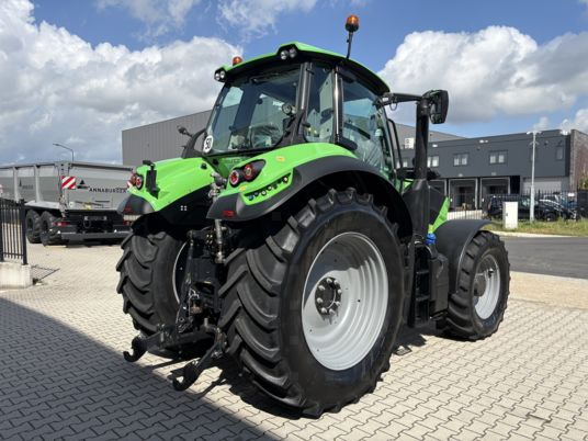 Deutz-Fahr AGROTRON 6215 TTV - Traktors: foto 3 Deutz-Fahr AGROTRON 6215 TTV - Traktors: foto 3