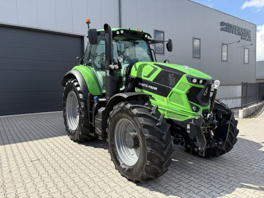 Deutz-Fahr AGROTRON 6215 TTV - Traktors: foto 1 Deutz-Fahr AGROTRON 6215 TTV - Traktors: foto 1