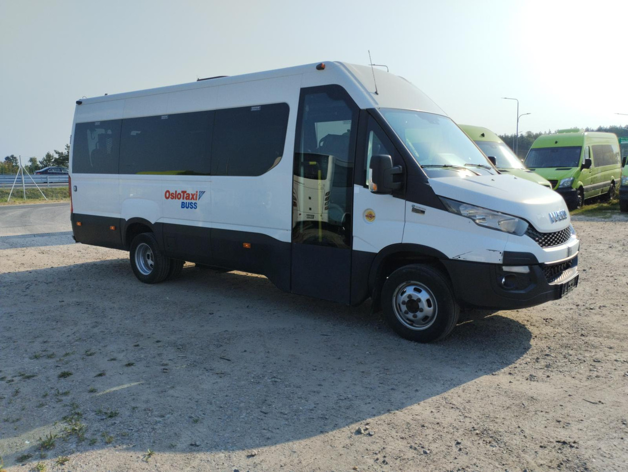 IVECO DAILY 50C17 | MANY PIECES - Autobuss: foto 2 IVECO DAILY 50C17 | MANY PIECES - Autobuss: foto 2