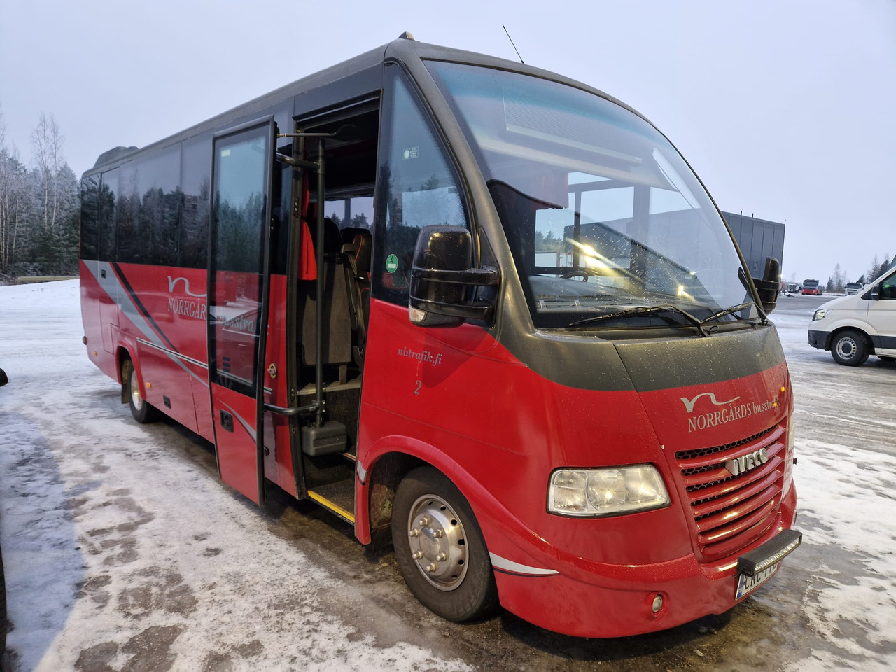 IVECO RAPIDO - Starppilsētu autobuss: foto 1 IVECO RAPIDO - Starppilsētu autobuss: foto 1