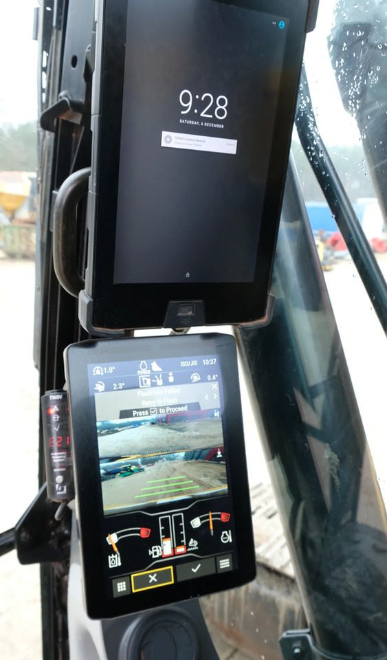 Kāpurķēžu ekskavators Caterpillar 320 2D ADVANSE JAPAN MODEL 2020R: foto 9 Kāpurķēžu ekskavators Caterpillar 320 2D ADVANSE JAPAN MODEL 2020R: foto 9