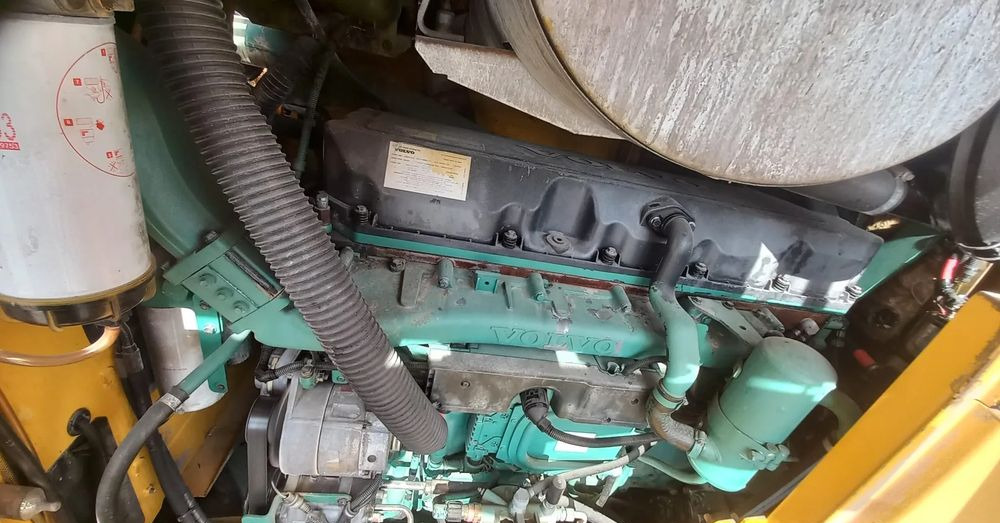 Riteņu iekrāvējs Volvo L150E: foto 8 Riteņu iekrāvējs Volvo L150E: foto 8