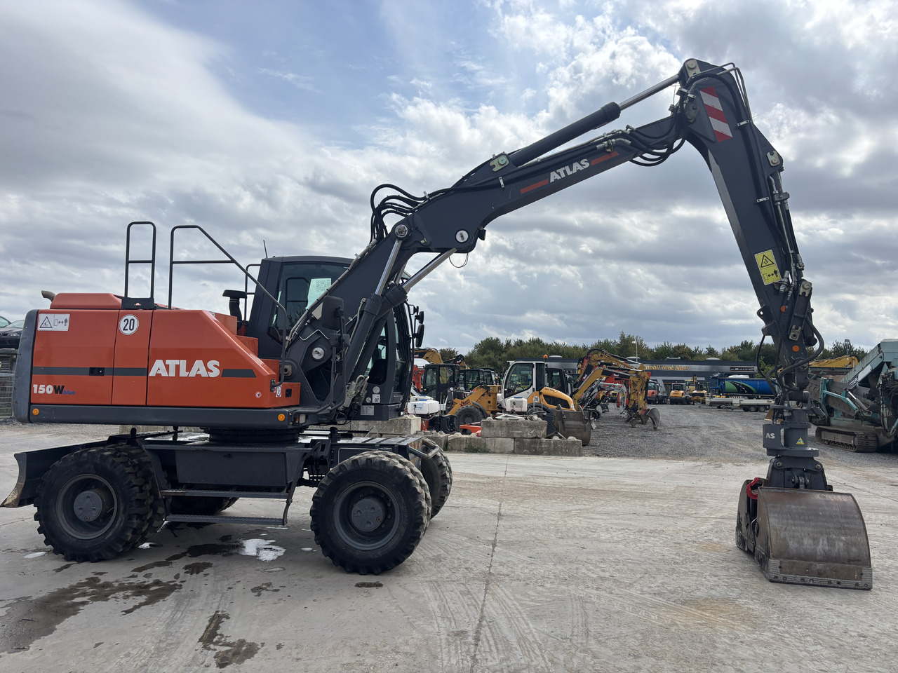 ATLAS 150 W - Riteņu ekskavators: foto 3 ATLAS 150 W - Riteņu ekskavators: foto 3