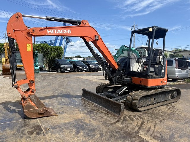 HITACHI ZX50U-5A - Mini-ekskavators: foto 1 HITACHI ZX50U-5A - Mini-ekskavators: foto 1