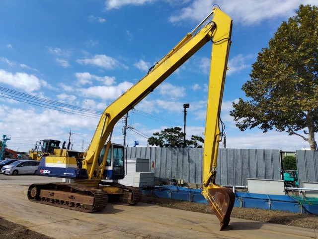 KOMATSU PC200LC-5 - Kāpurķēžu ekskavators: foto 5 KOMATSU PC200LC-5 - Kāpurķēžu ekskavators: foto 5