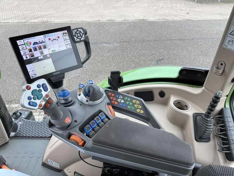 Traktors Fendt 720 S4 Vario Profi Plus: foto 7 Traktors Fendt 720 S4 Vario Profi Plus: foto 7