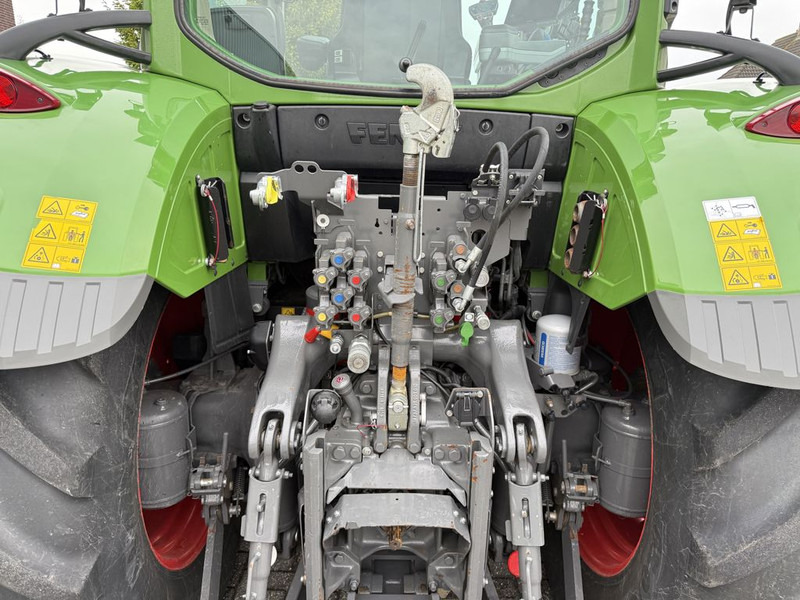 Traktors Fendt 720 S4 Vario Profi Plus: foto 11 Traktors Fendt 720 S4 Vario Profi Plus: foto 11